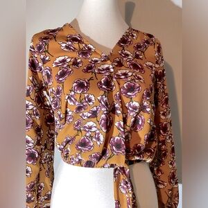 Abbeline 🆕 print blouson, long sleeves blouse,collarless V neck, elastic waist,M